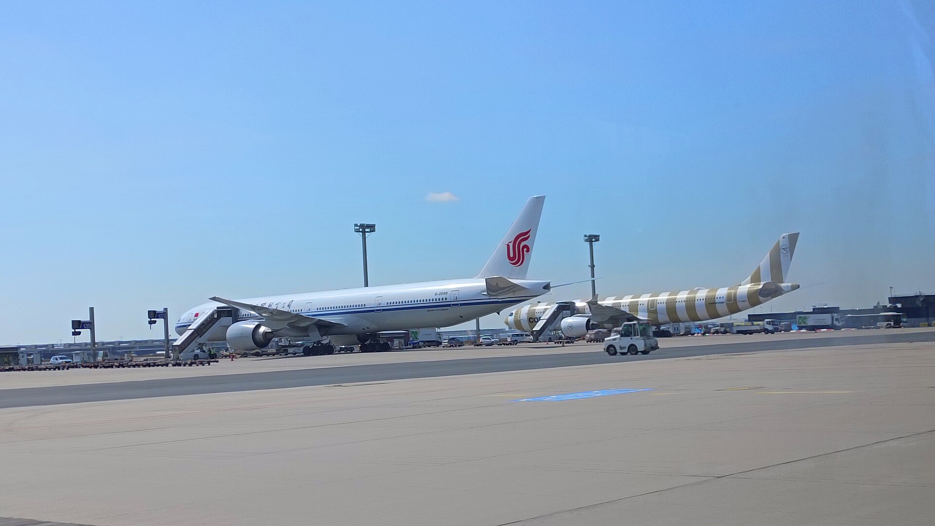 Airport jobs in Germany — passenger terminal at Frankfurt Airport
