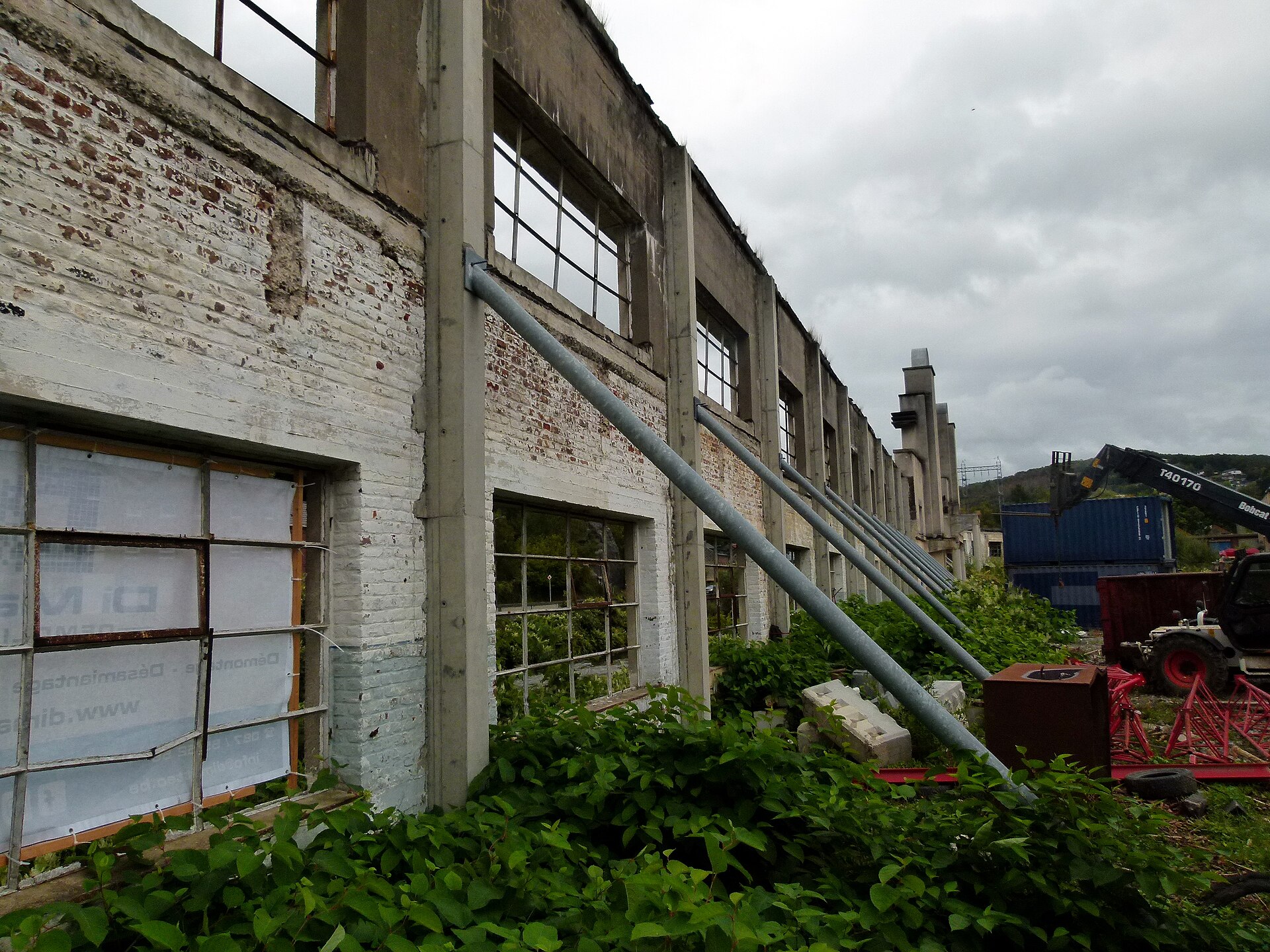Textile jobs in Belgium — real workplace scene