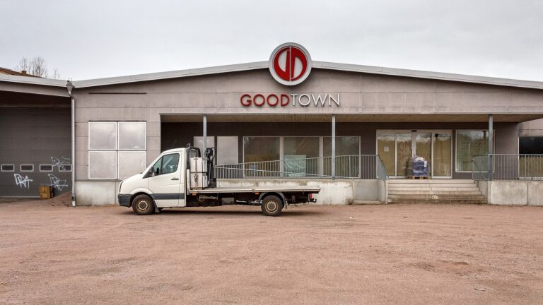 Truck Loading Helper Jobs in Italy – Salary, Benefits & Eligibility – Apply For Latest Vacancies